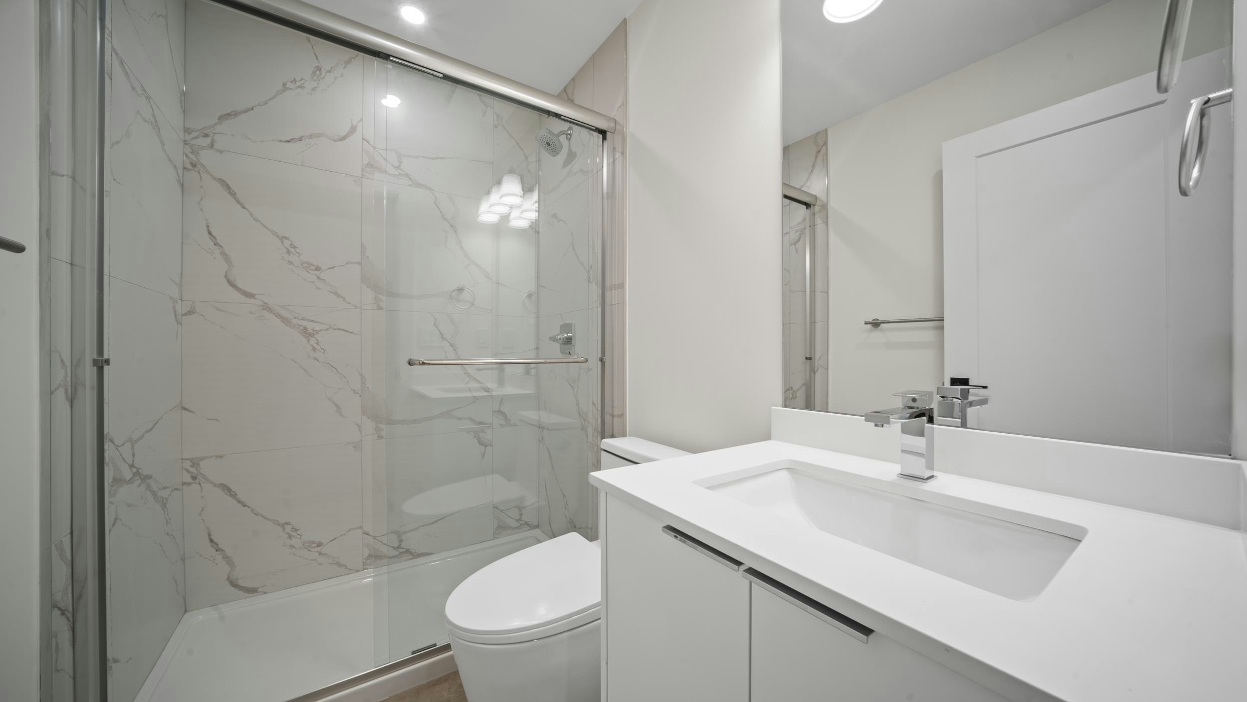 2-6070 Elgin Avenue, Burnaby, BC, V5H 3S4 - 13