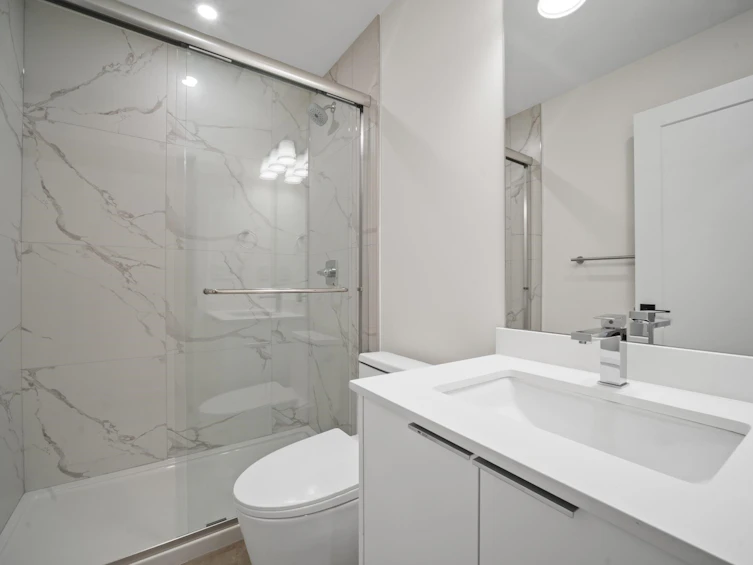 2-6070 Elgin Avenue, Burnaby, BC, V5H 3S4 - 13