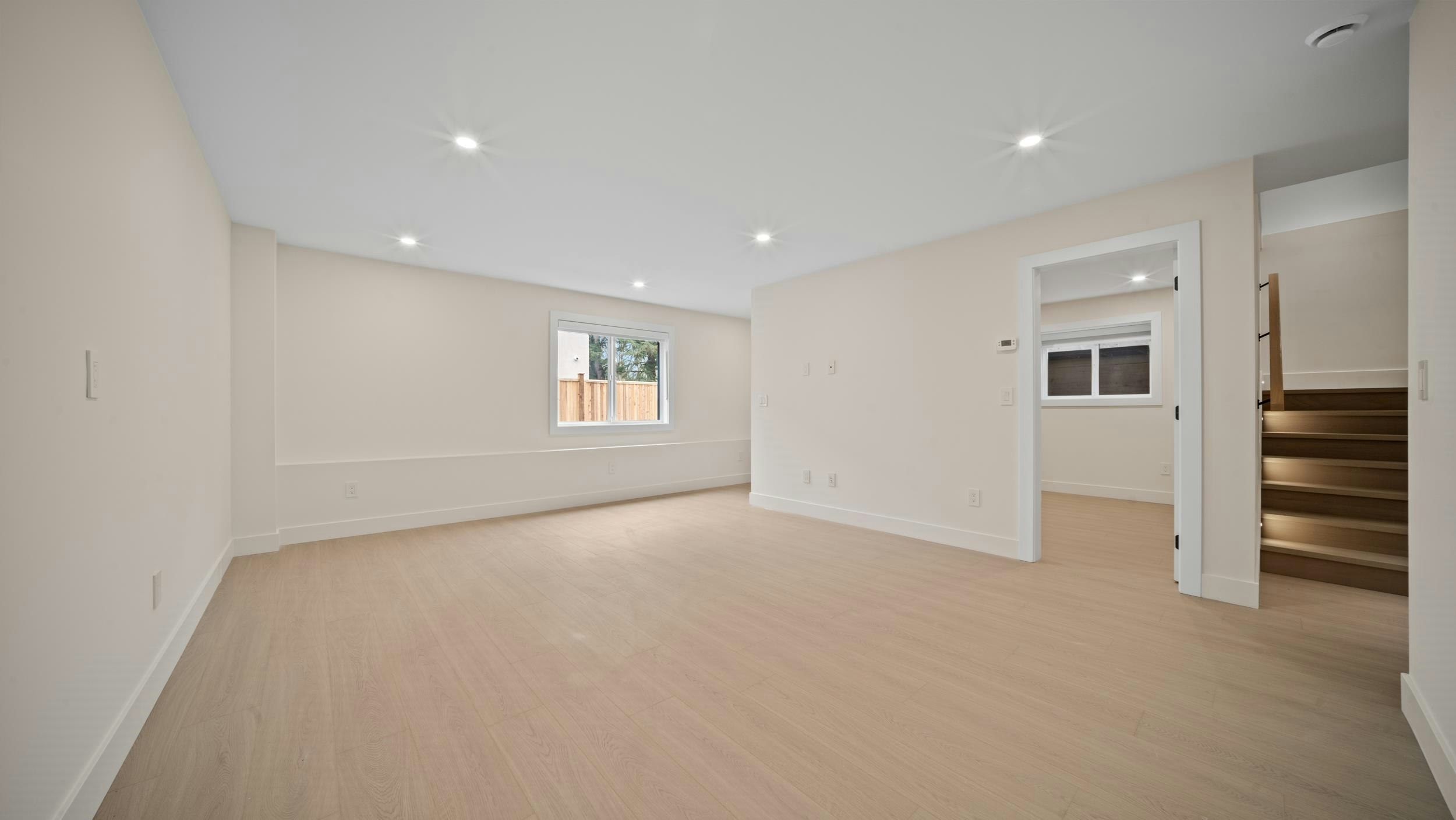 2-6070 Elgin Avenue, Burnaby, BC, V5H 3S4 - 18