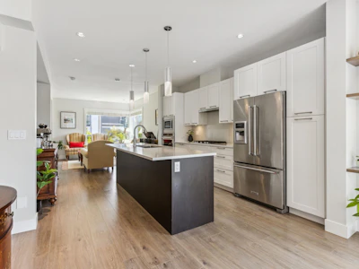 36-16337 23a Avenue - 3