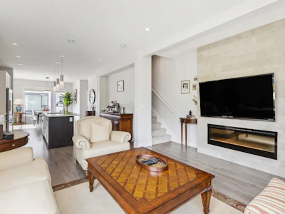 36-16337 23a Avenue - 4