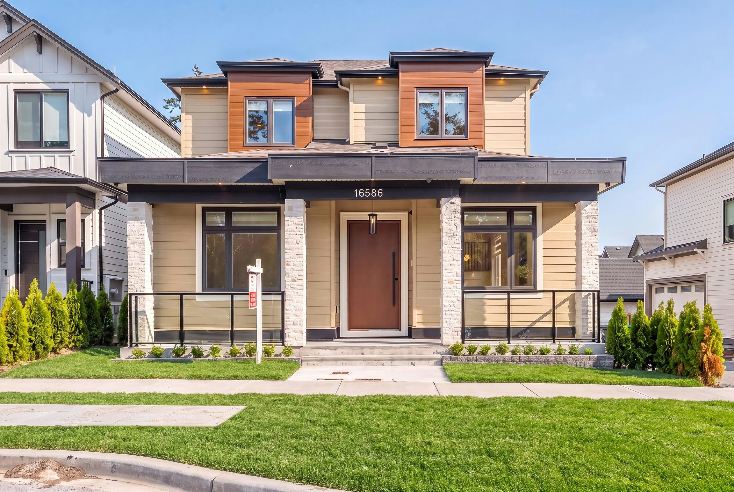 16586 22 Avenue, Surrey, BC, V3Z 0V5