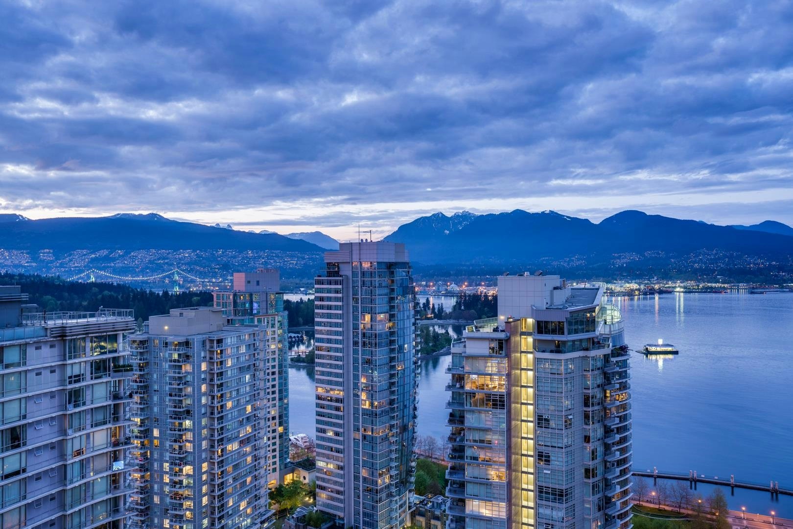 3201-1188 W Pender Street, Vancouver, BC, V6E 0A2