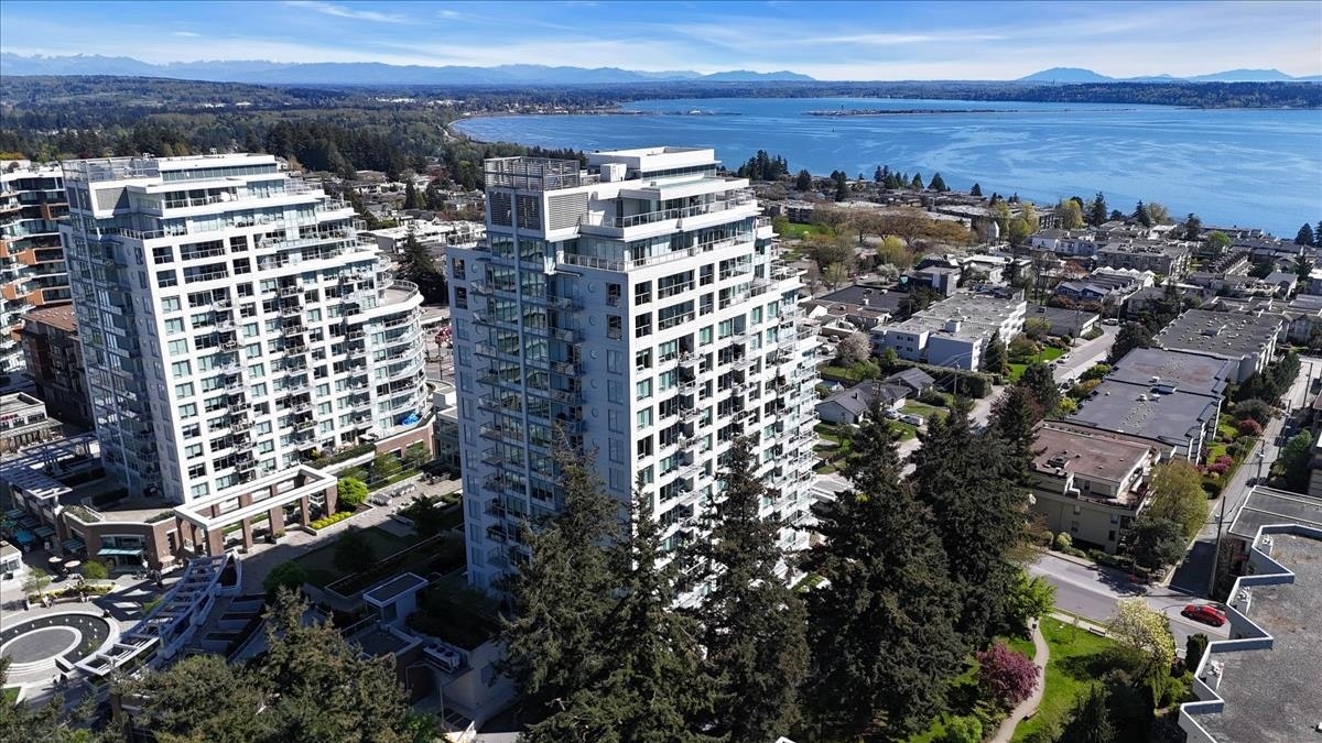104-15165 Thrift Avenue, Surrey, BC, V4B 0C1 - 2