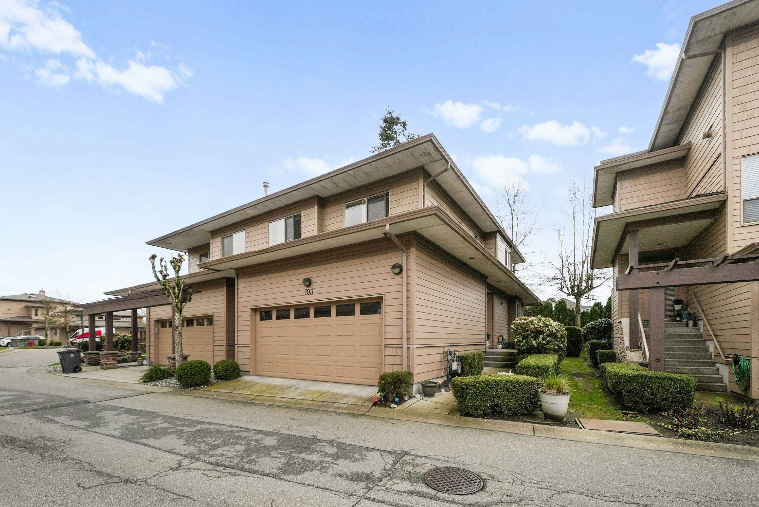 103-16655 64 Avenue - 3