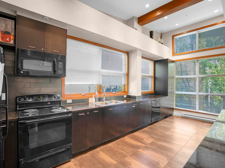 101-6671 121 Street, Surrey, BC, V3W 1T9 - 33