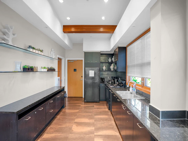 101-6671 121 Street, Surrey, BC, V3W 1T9 - 34