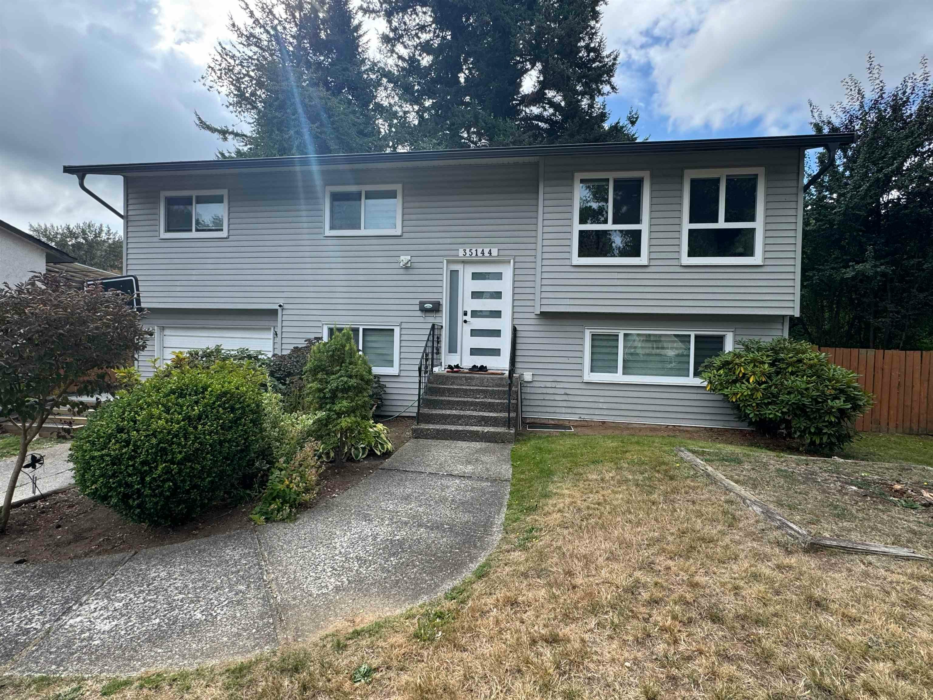35144 Morgan Way, Abbotsford, BC, V2S 5T7