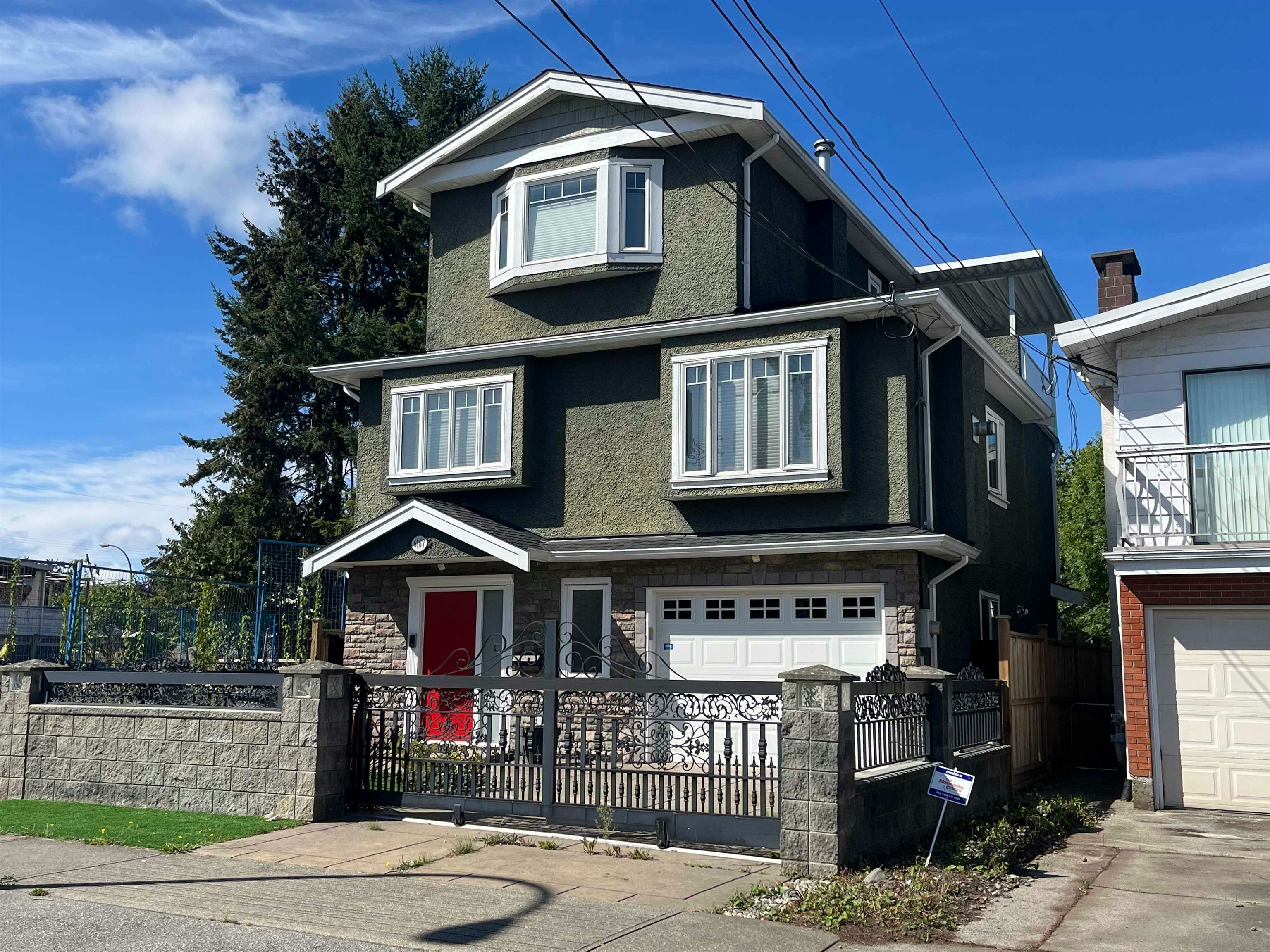 6167 Commercial Street, Vancouver, BC, V5P 3P2