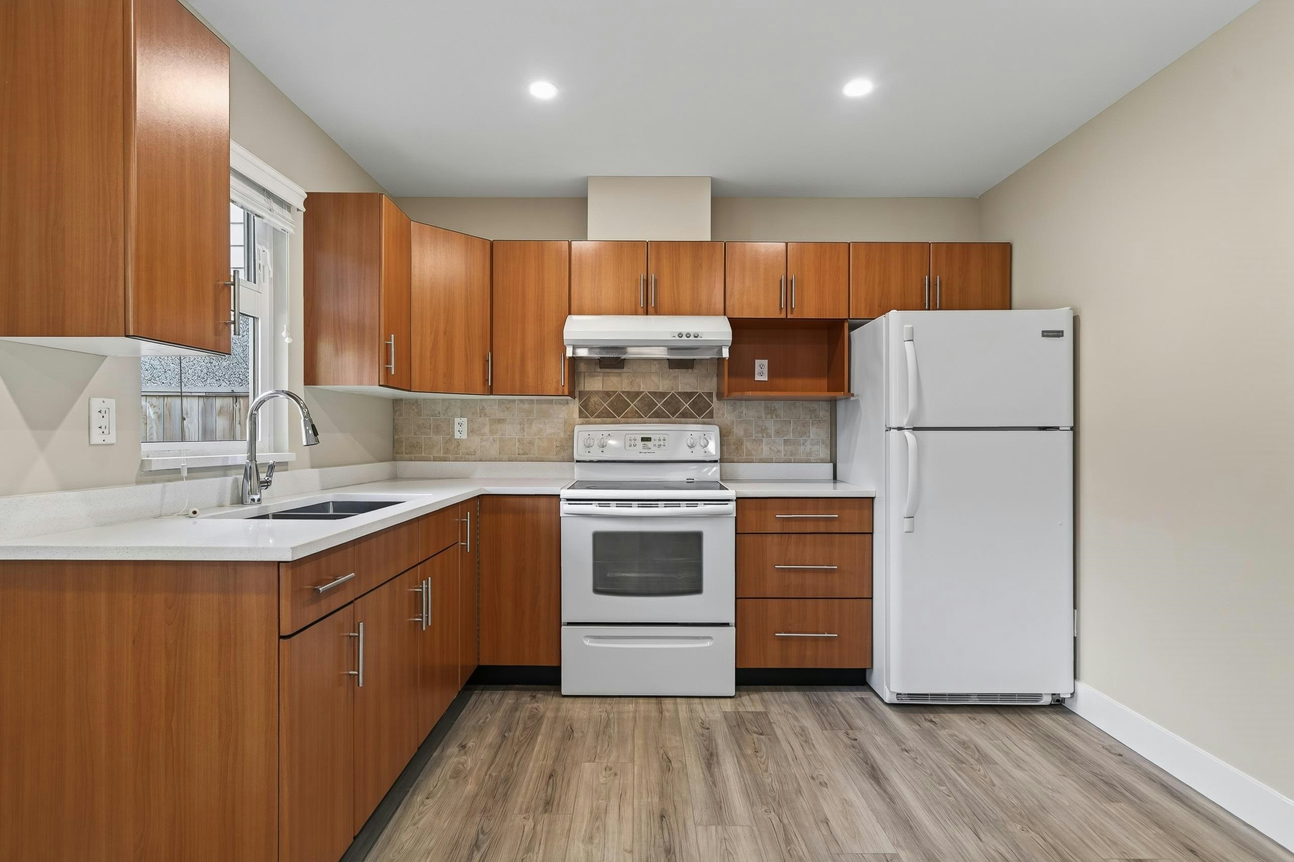 6167 Commercial Street, Vancouver, BC, V5P 3P2 - 20