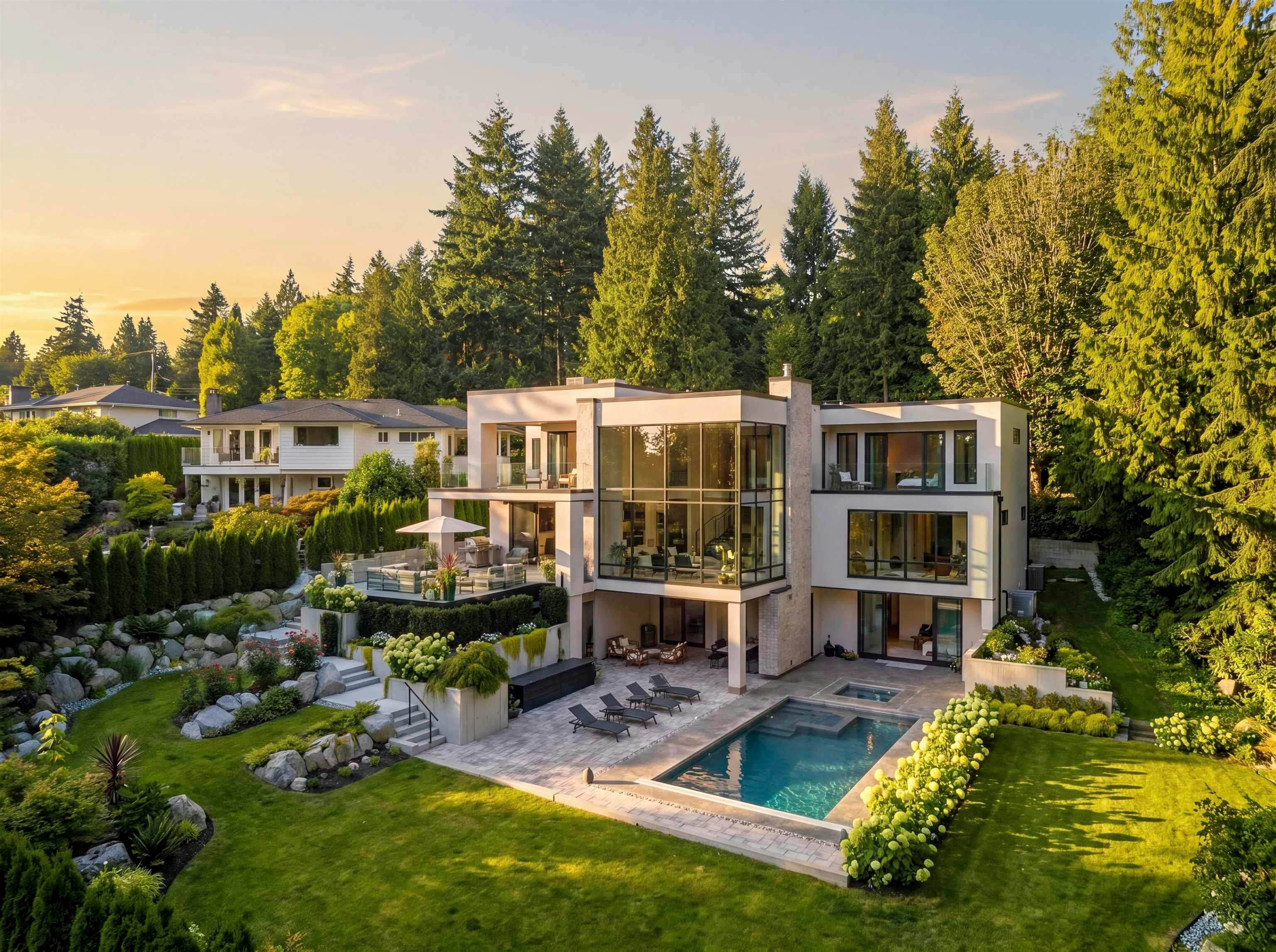 450 Macbeth Crescent - 2