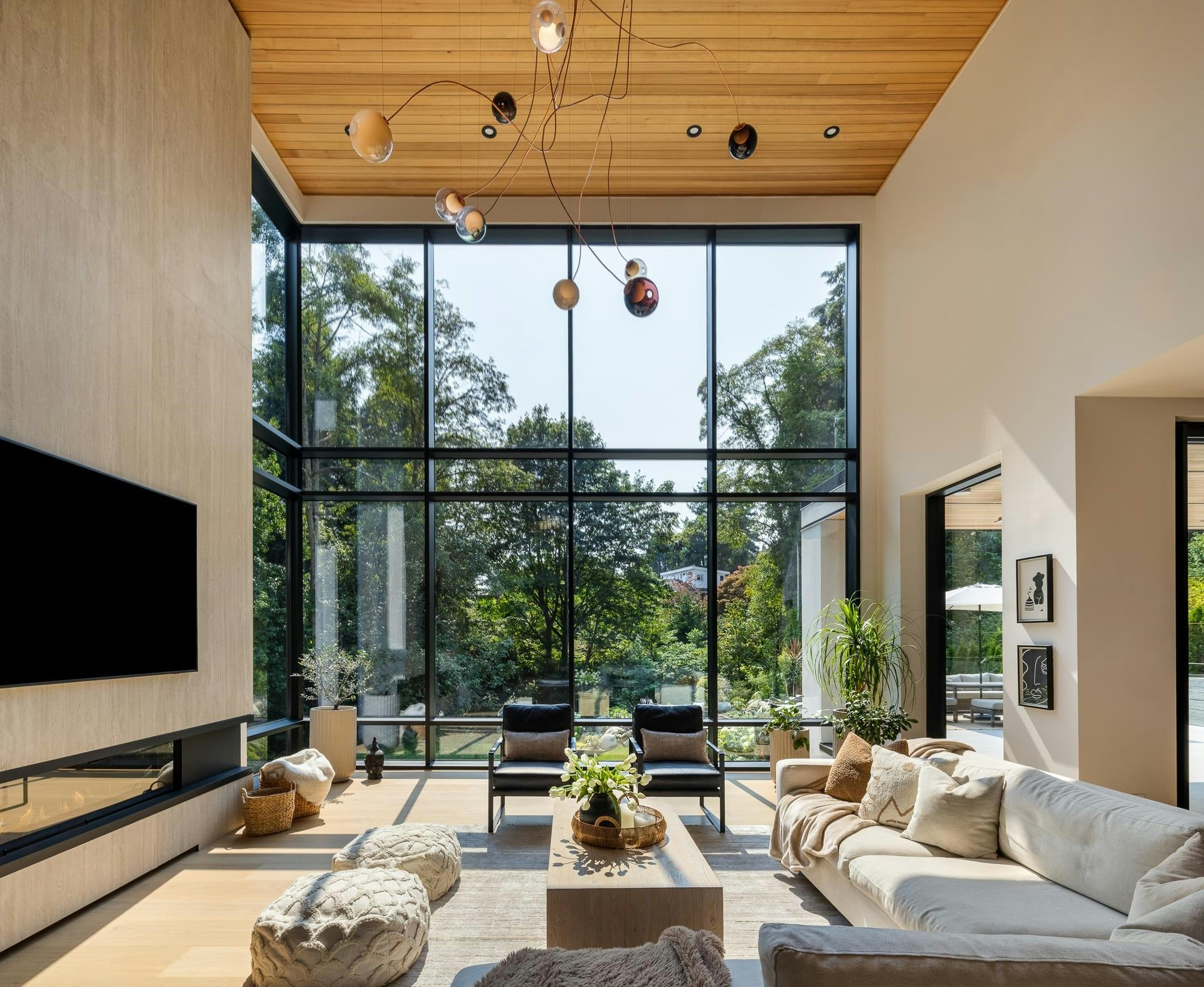 450 Macbeth Crescent - 4