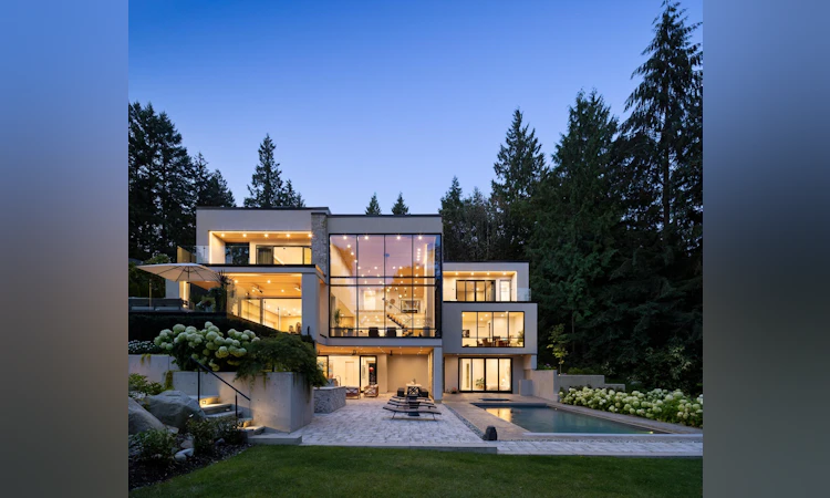 450 Macbeth Crescent