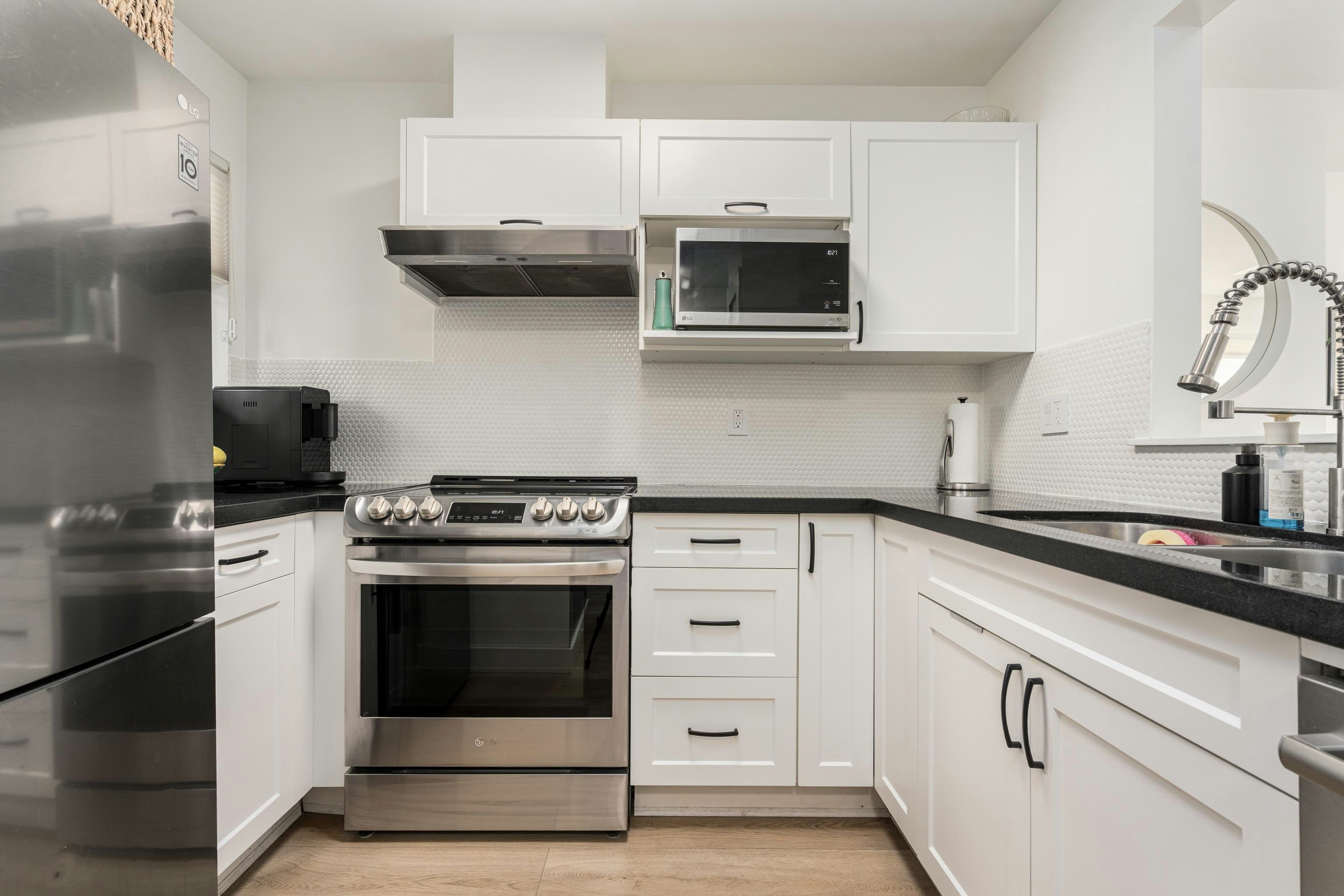 407-1333 W 7th Avenue, Vancouver, BC, V6H 1B8 - 9