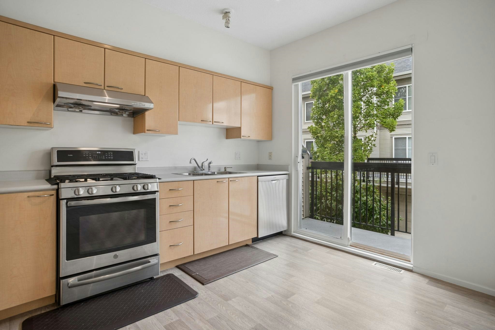 140-3880 Westminster Highway, Richmond, BC, V7C 5S1 - 22