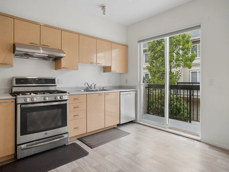 140-3880 Westminster Highway, Richmond, BC, V7C 5S1 - 22