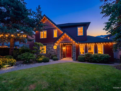 3936 Quesnel Drive - 2