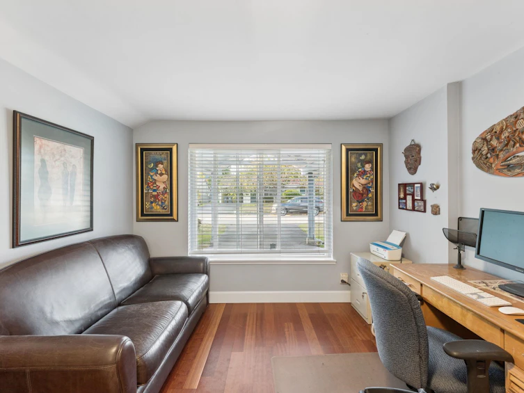 1283 Pinewood Crescent, North Vancouver, BC, V7P 1G1 - 22