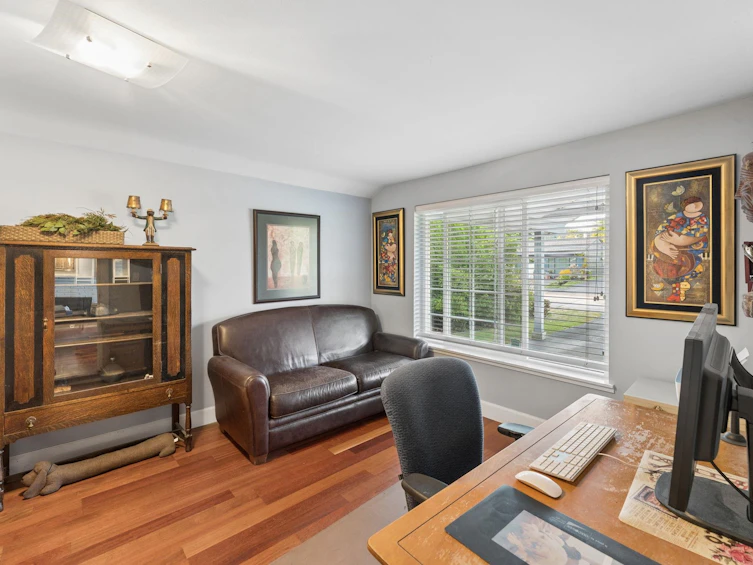 1283 Pinewood Crescent, North Vancouver, BC, V7P 1G1 - 21