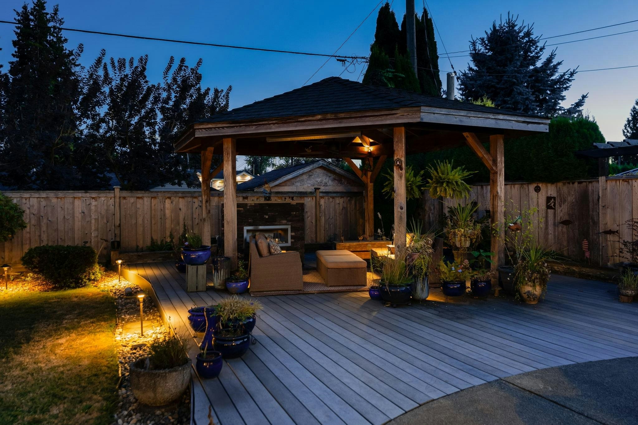 1283 Pinewood Crescent - 2