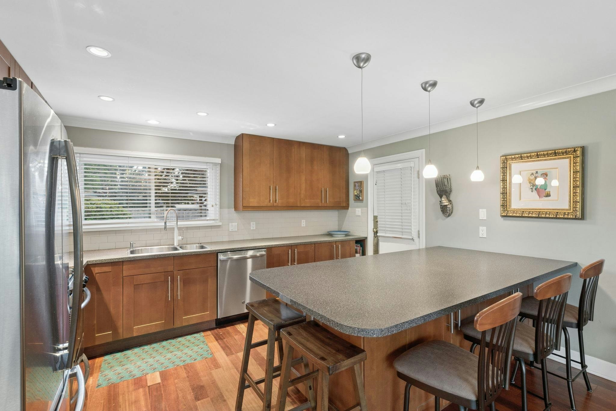 1283 Pinewood Crescent, North Vancouver, BC, V7P 1G1 - 14