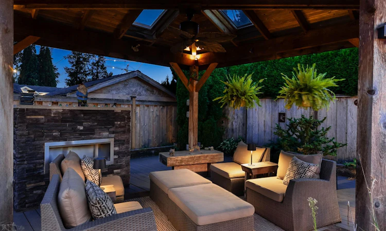 1283 Pinewood Crescent
