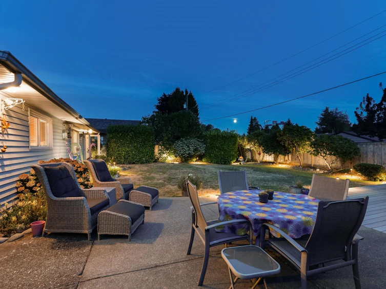 1283 Pinewood Crescent, North Vancouver, BC, V7P 1G1 - 4