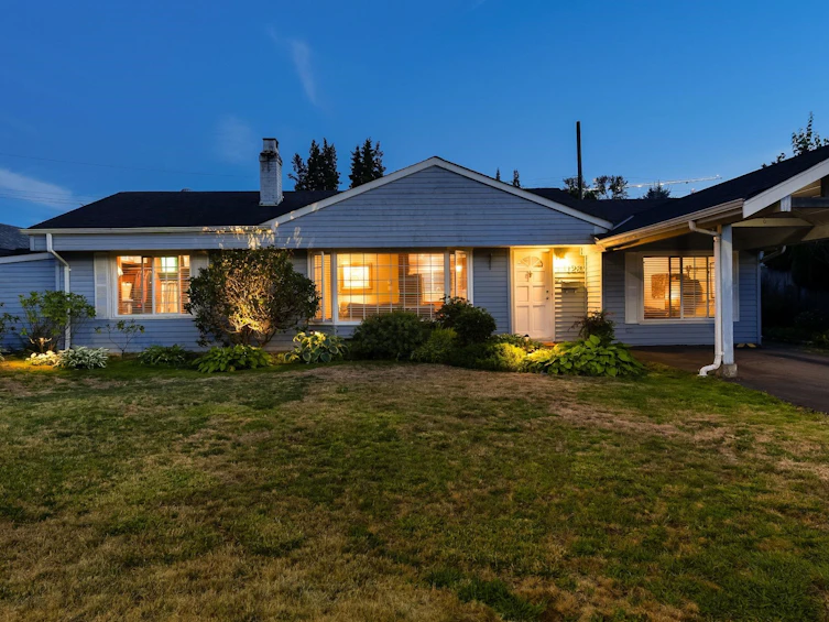 1283 Pinewood Crescent, North Vancouver, BC, V7P 1G1
