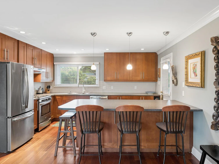 1283 Pinewood Crescent, North Vancouver, BC, V7P 1G1 - 12