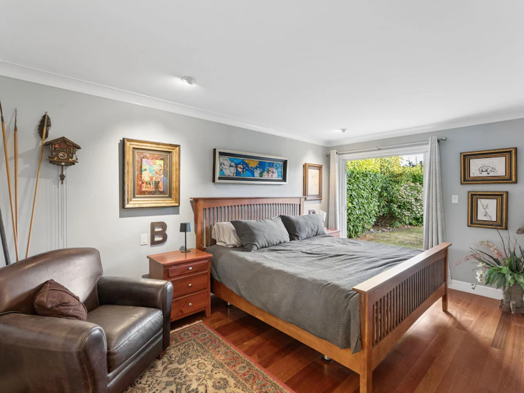 1283 Pinewood Crescent, North Vancouver, BC, V7P 1G1 - 17