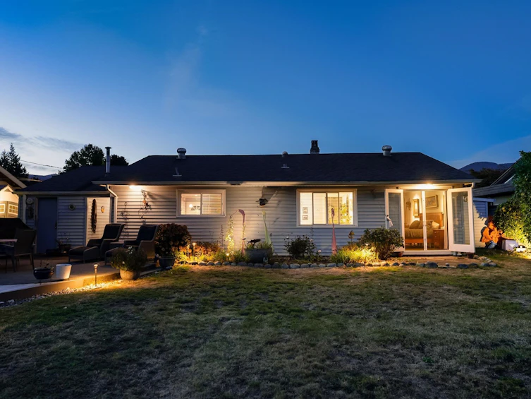 1283 Pinewood Crescent, North Vancouver, BC, V7P 1G1 - 5