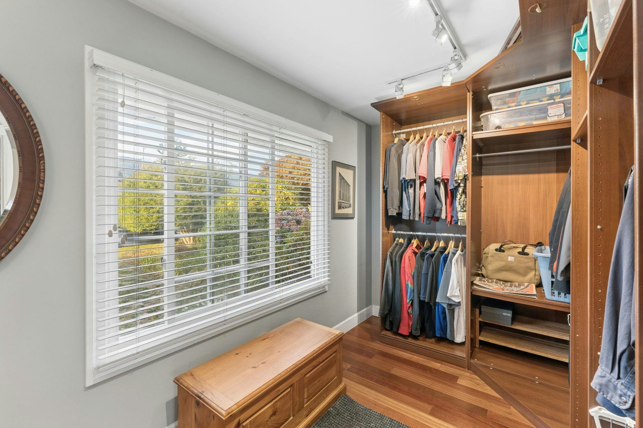 1283 Pinewood Crescent, North Vancouver, BC, V7P 1G1 - 19