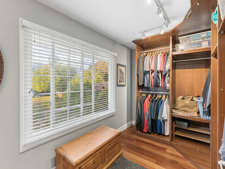 1283 Pinewood Crescent, North Vancouver, BC, V7P 1G1 - 19