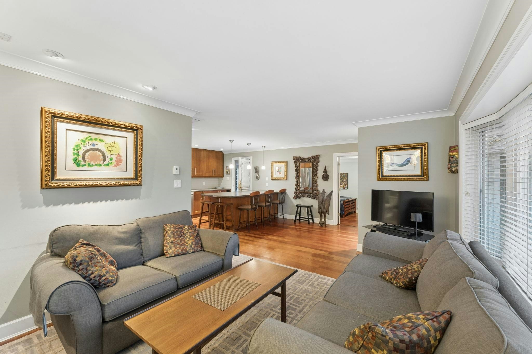 1283 Pinewood Crescent, North Vancouver, BC, V7P 1G1 - 11