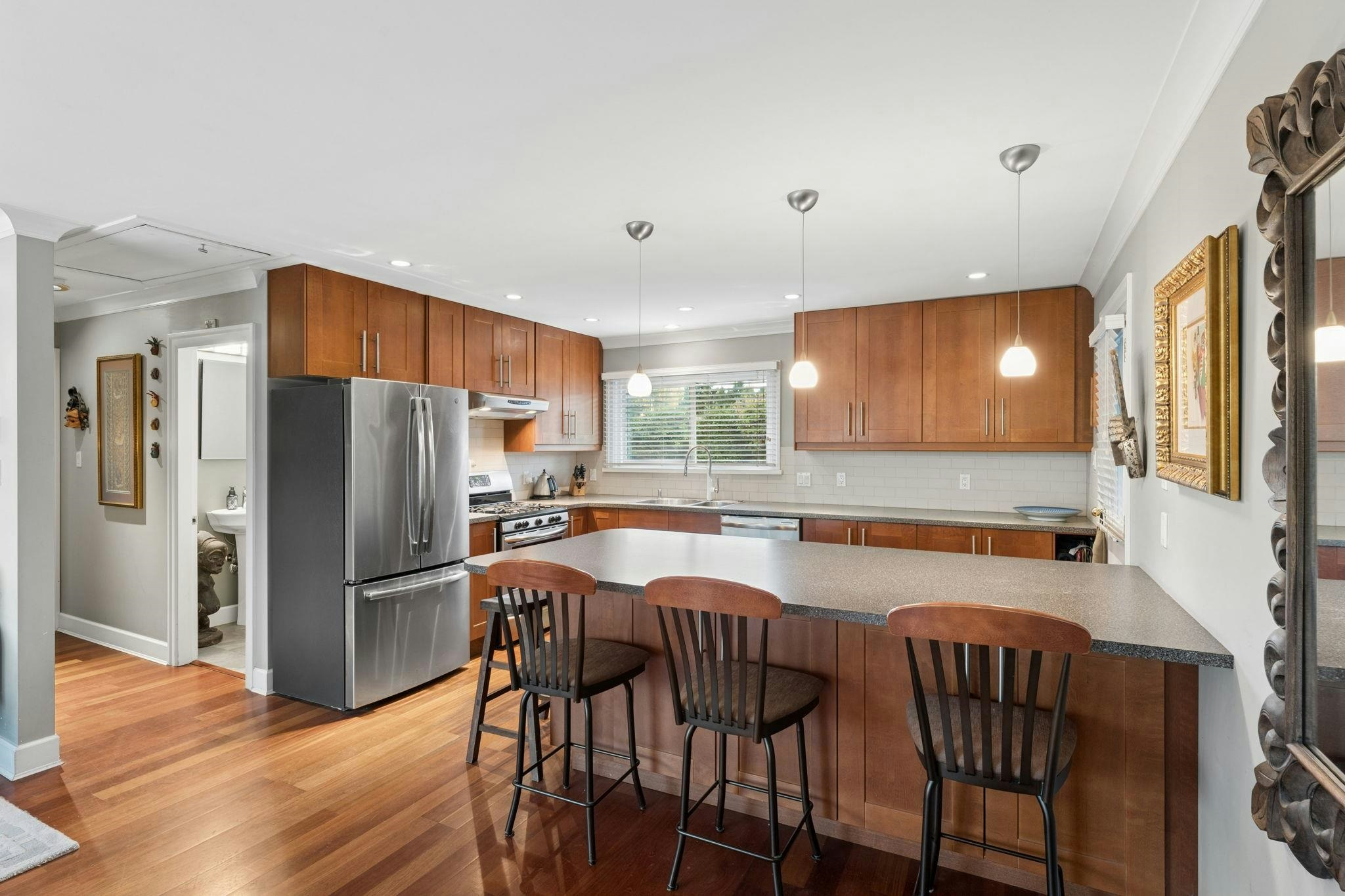 1283 Pinewood Crescent, North Vancouver, BC, V7P 1G1 - 13