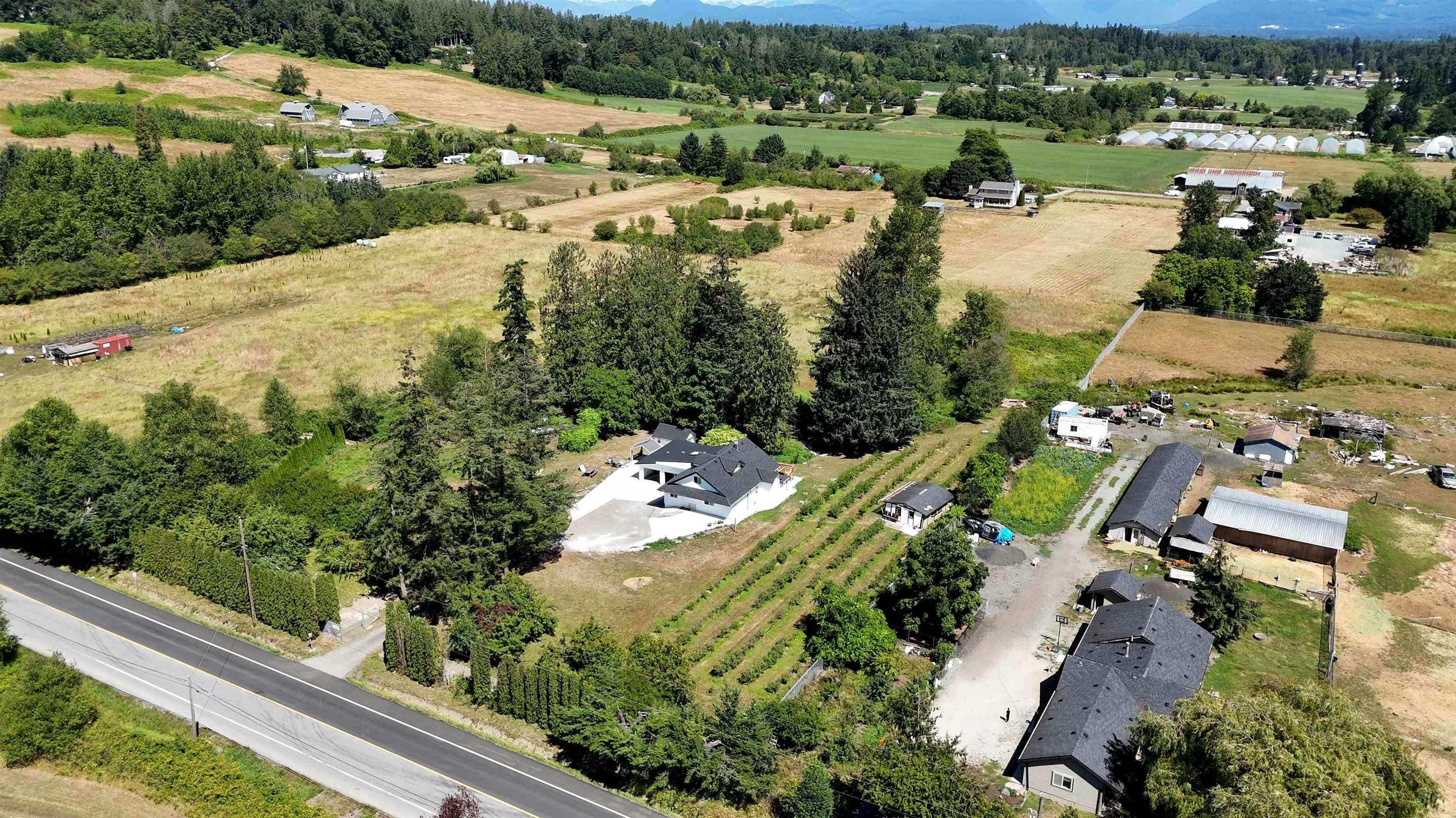 21263 Crush Crescent - 3