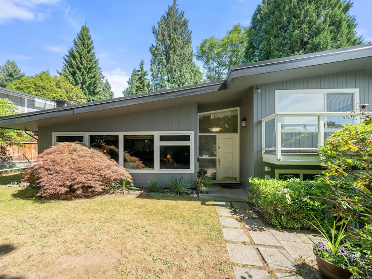 3920 Delbrook Avenue, North Vancouver, BC, V7N 3Z8