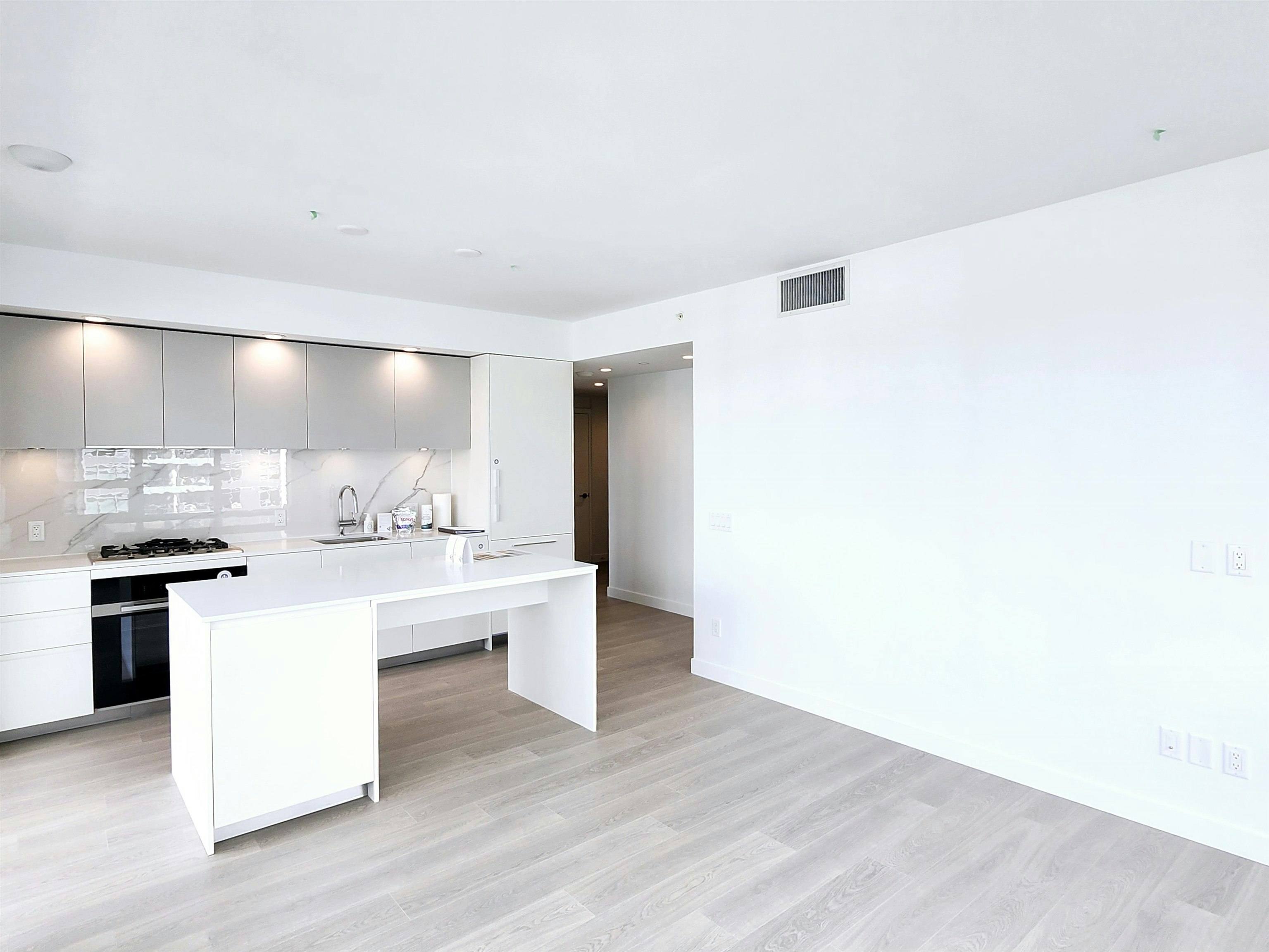 802-6538 Telford Avenue, Burnaby, BC, V5H 0K9 - 2
