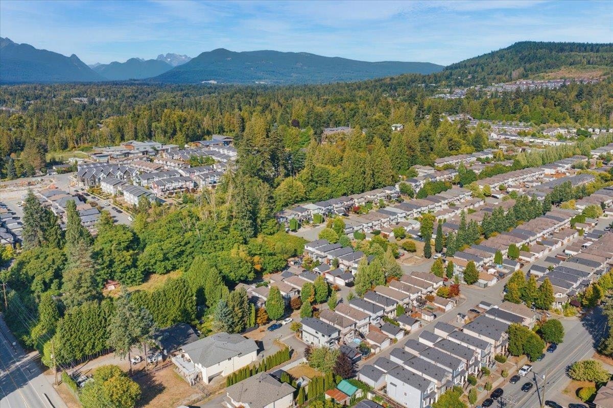 24030 102a Avenue, Maple Ridge, BC, V2W 2A2 - 37