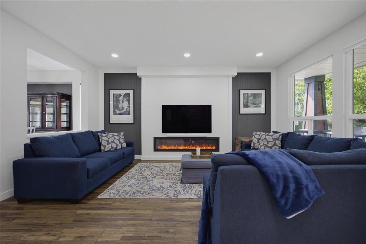 24030 102a Avenue, Maple Ridge, BC, V2W 2A2 - 8