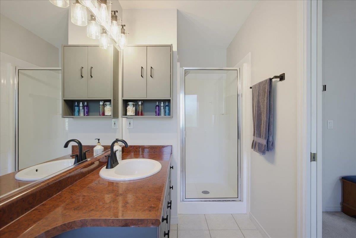 24030 102a Avenue, Maple Ridge, BC, V2W 2A2 - 22