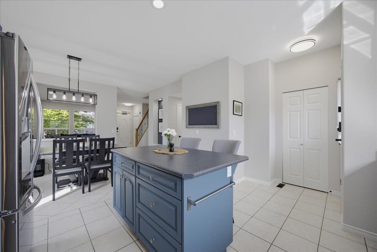 24030 102a Avenue, Maple Ridge, BC, V2W 2A2 - 15