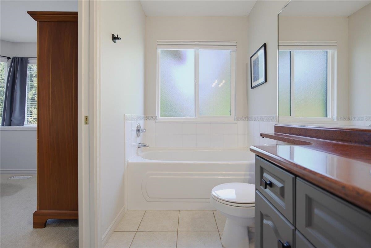 24030 102a Avenue, Maple Ridge, BC, V2W 2A2 - 21