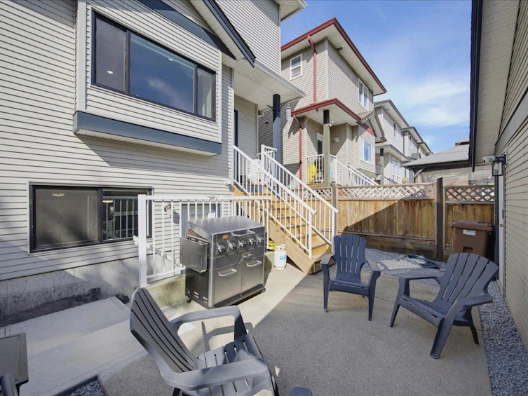 24030 102a Avenue, Maple Ridge, BC, V2W 2A2 - 33