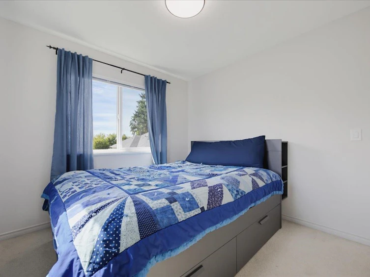 24030 102a Avenue, Maple Ridge, BC, V2W 2A2 - 24