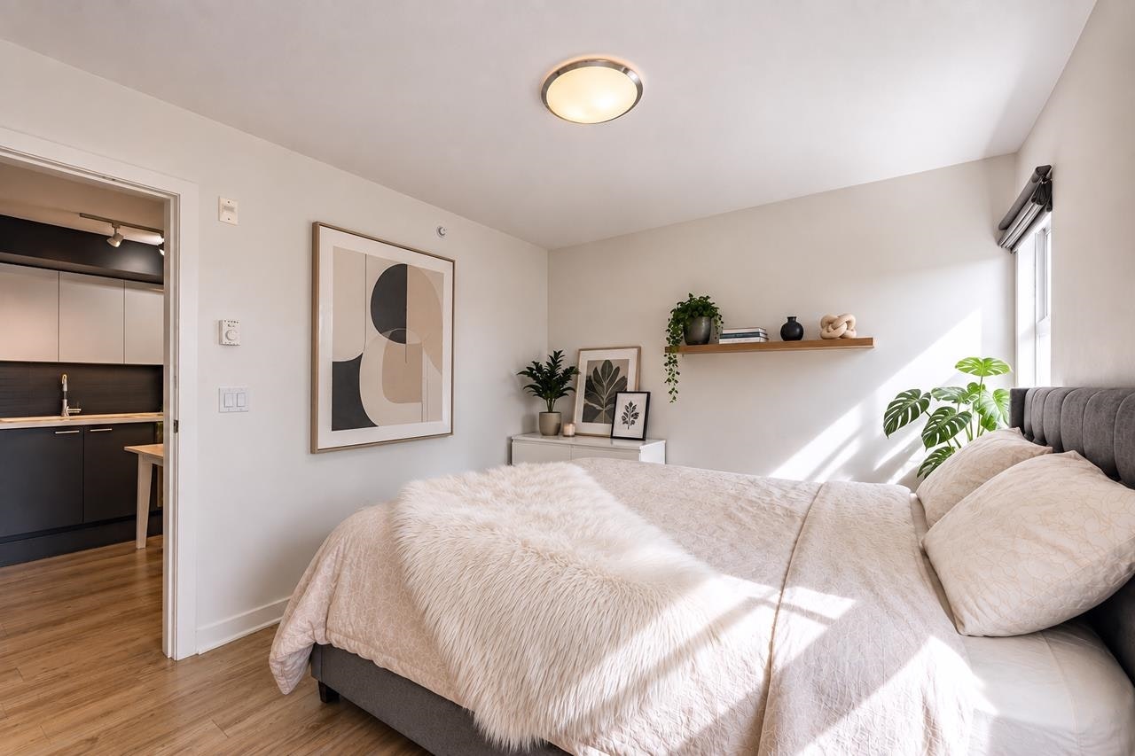 519-2888 E 2nd Avenue - 5