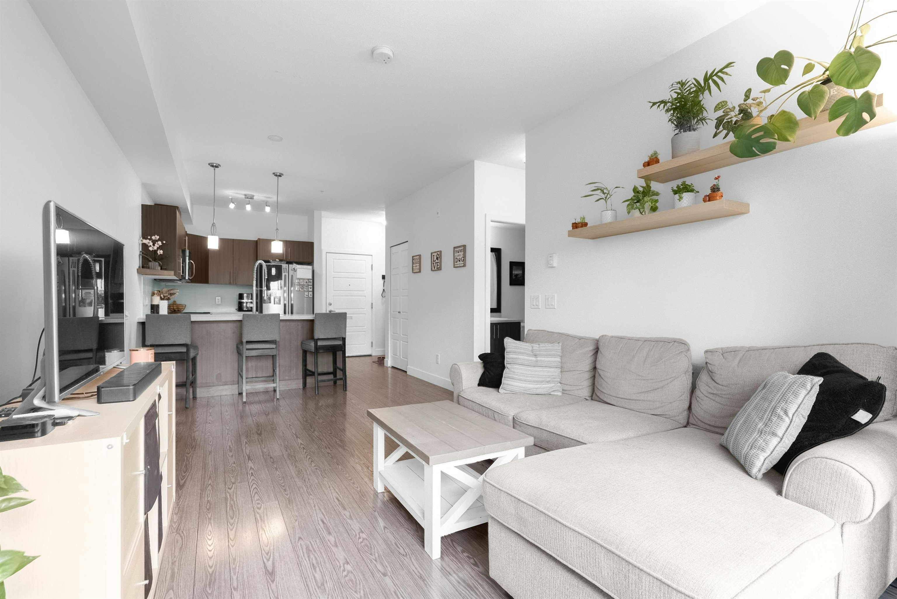 207-12070 227 Street - 5