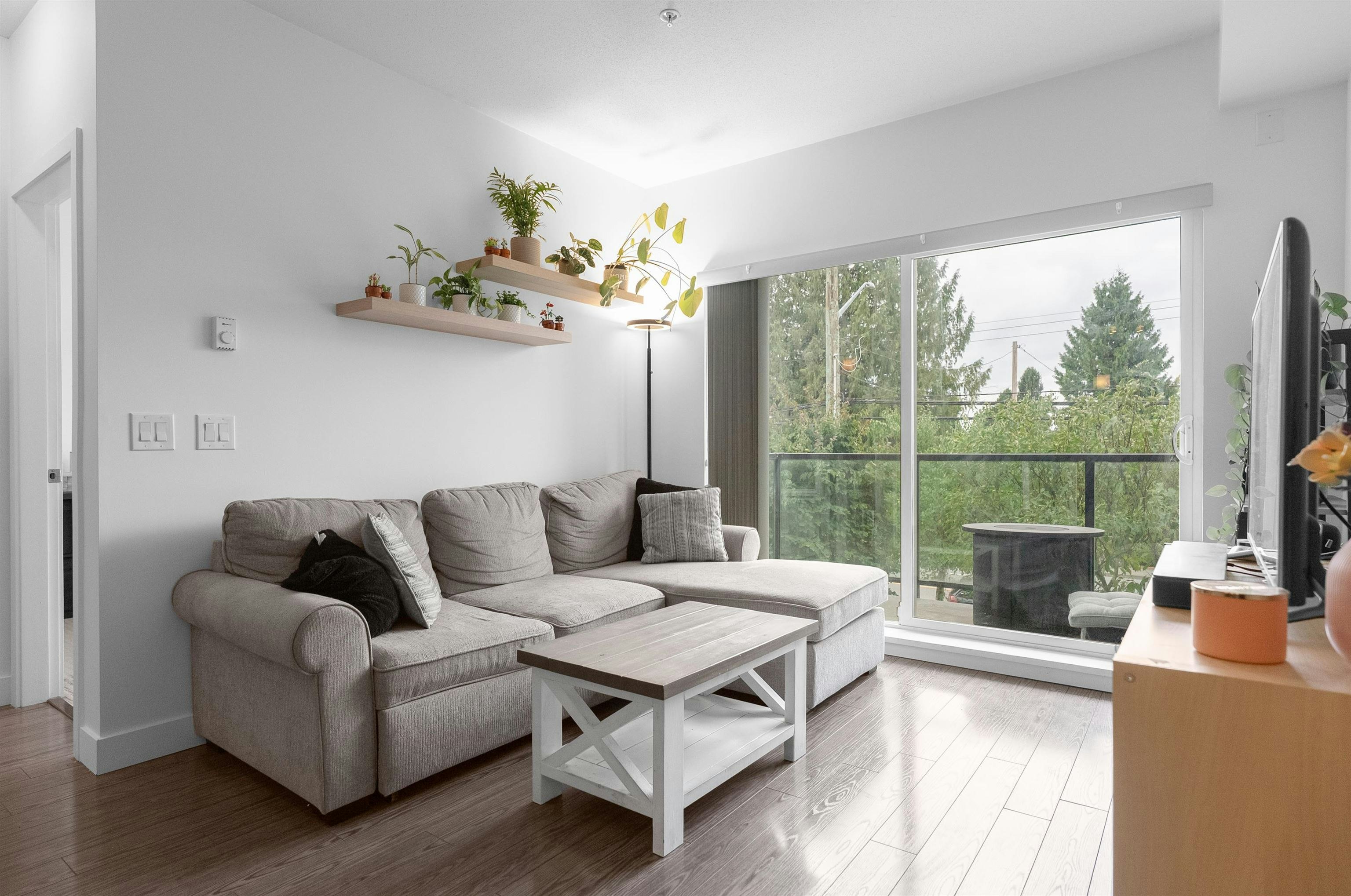 207-12070 227 Street - 4