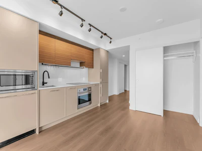 2801-13745 George Junction - 3
