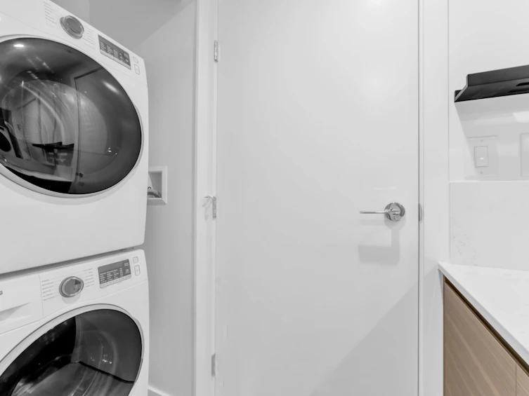 2801-13745 George Junction, Surrey, BC, V3T 0V8 - 13